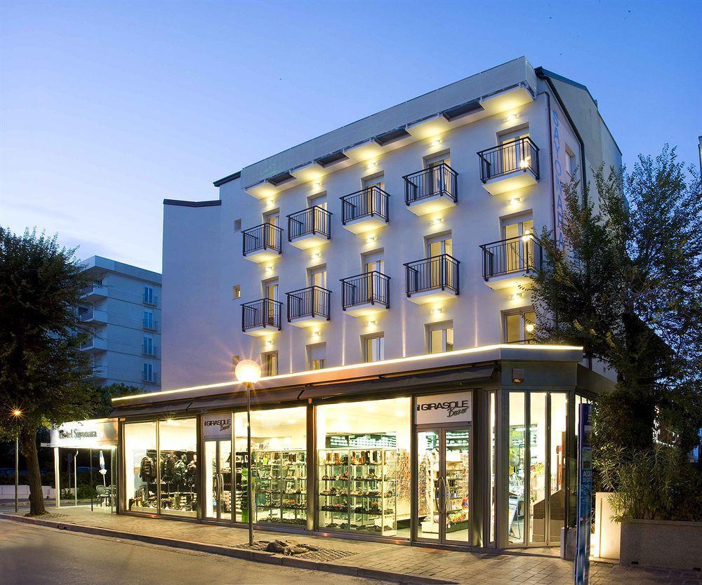 Hotel Sayonara Cattolica Exterior photo